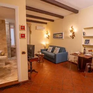 Navona Little Apartment